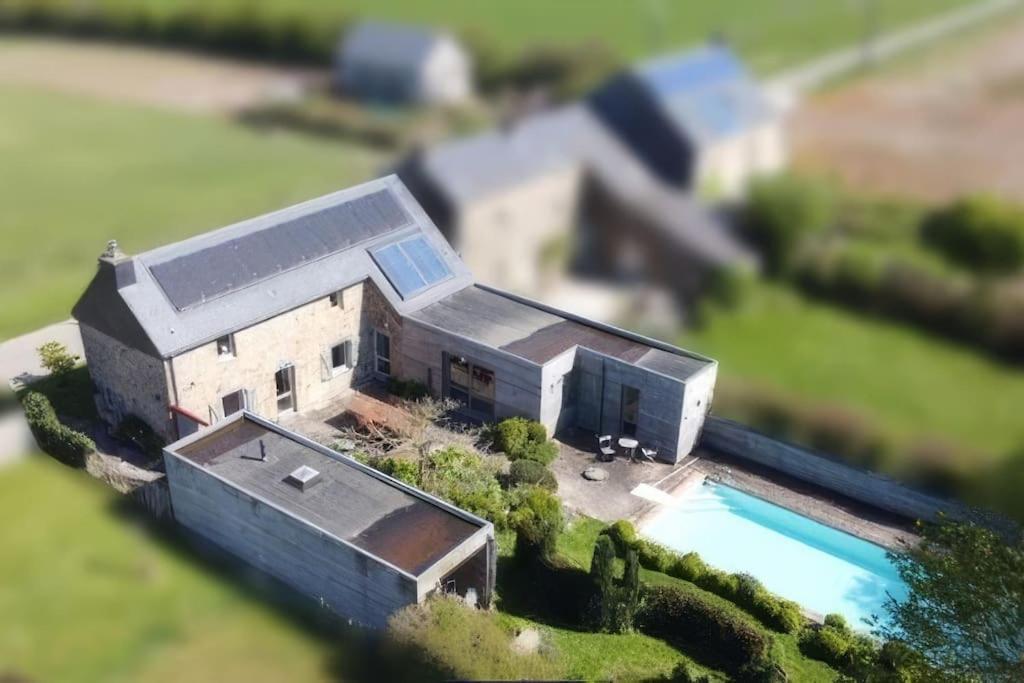 La Petite Evelette Piscine Et Sauna Au Calme — hotel in Ohey