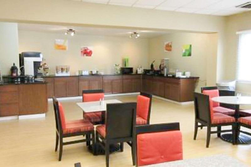 Quality inn Airport Spokane Airport - photo 21