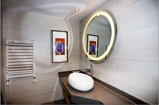 Lavande Hotel Yinchuan Wanda International Convention and Exhibition Center — 4-Star Luxury Hotel in Yinchuan, People's Republic of China