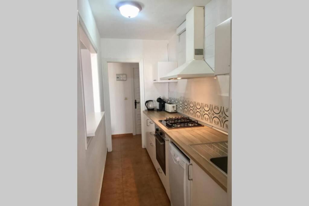 Apartamento 1ª Linea De Playa En Atlanterra Zahara De Los Atunes — 4-Star Luxury Hotel in Tarifa, Spain