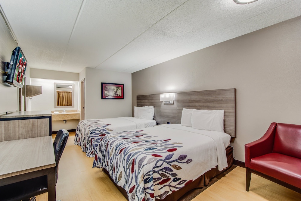 Red Roof Inn Columbia East Ft Jackson - photo 11