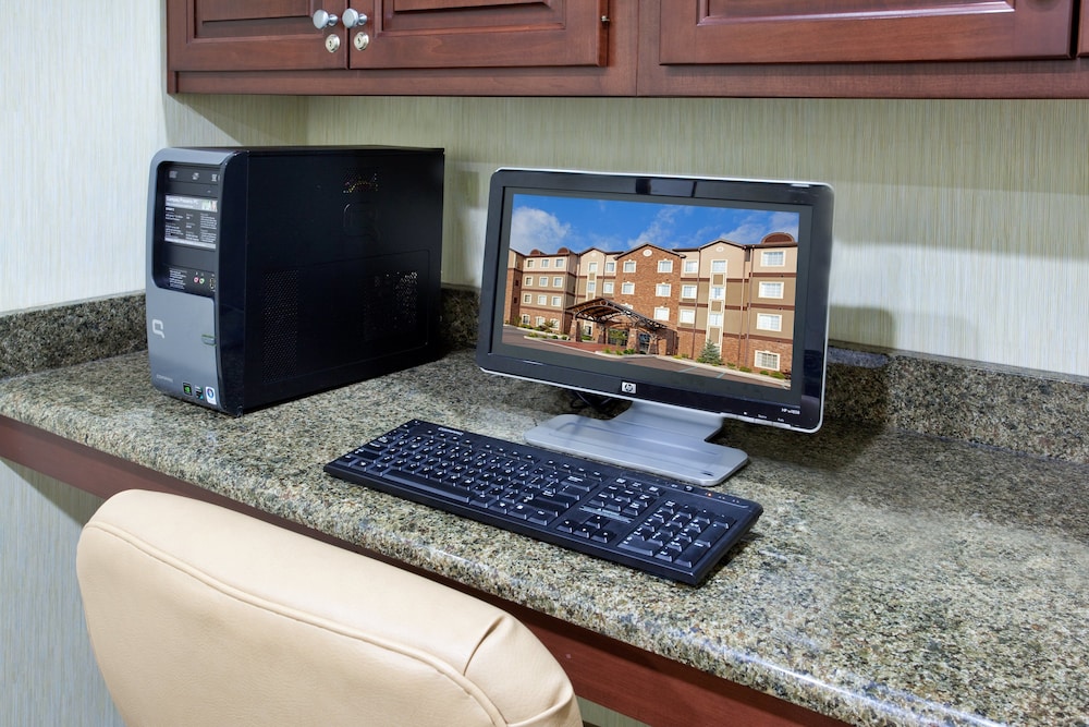 Staybridge Suites Elkhart North - photo 10