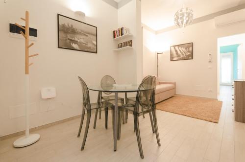 Le Torri Suite Davanzale vista Due Torri — 4-Star Luxury Hotel in Bologna, Italy