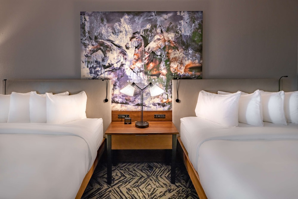 DoubleTree by Hilton Dallas Farmers Branch - photo 10