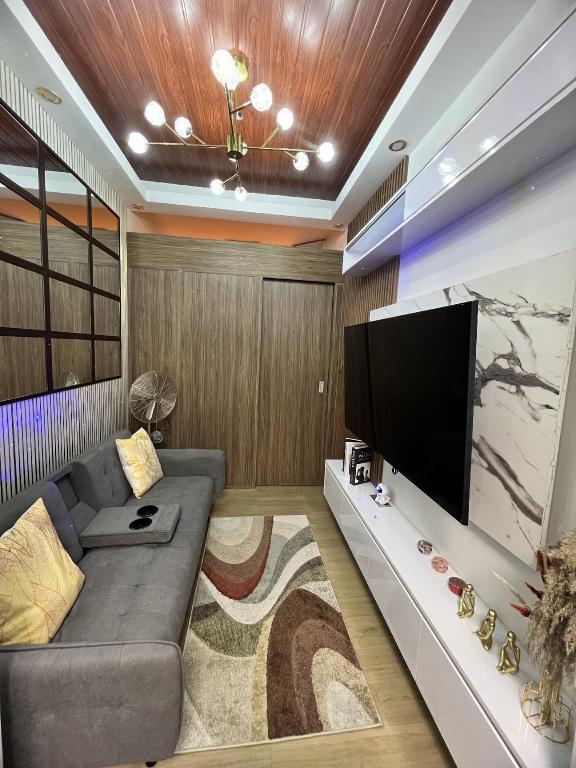 Hadisha Suite Spring Residence — 4-Star Luxury Hotel in Manila, Philippines