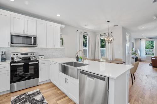 Mins to ACL Downtown Formula 1 in Austin, United States