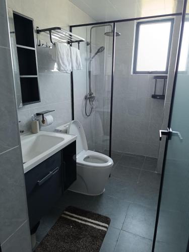 Scenic 15th floor 2Br at Sports Road Westlands with Master En suite