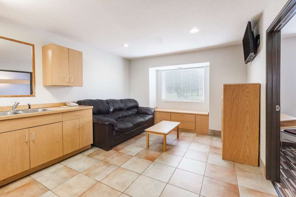 Microtel Inn & Suites by Wyndham Ardmore - photo 14