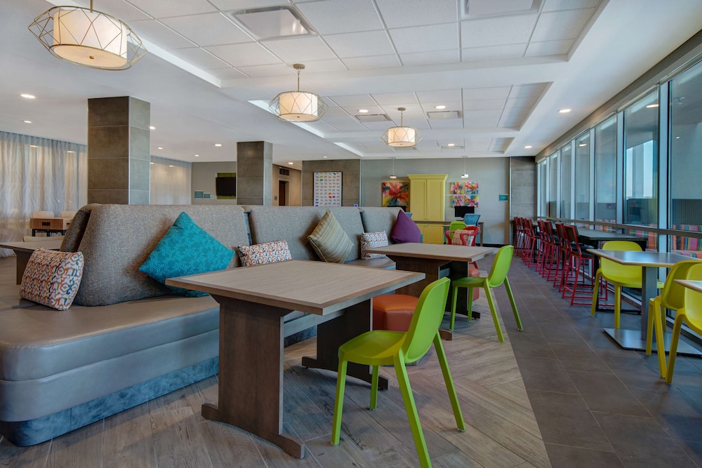 Home2 Suites by Hilton Garden Grove Anaheim - photo 3