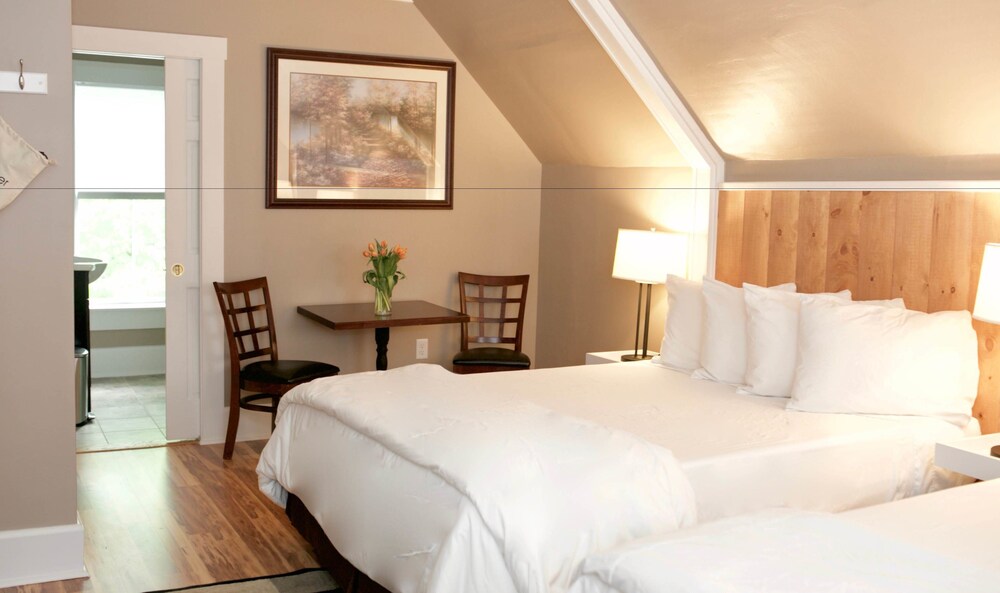 The Inn At Kampfires - photo 5