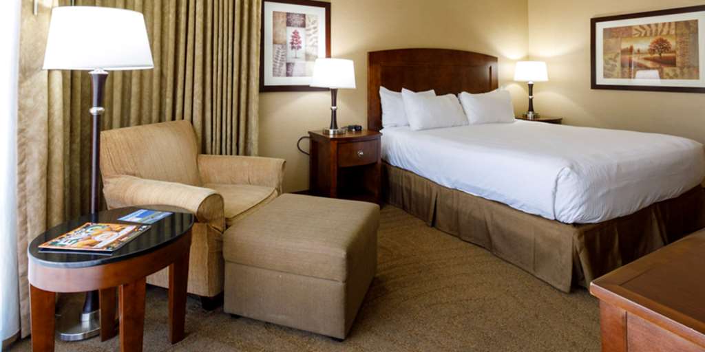 Maverick Hotel and Casino by Red Lion Hotels - photo 9