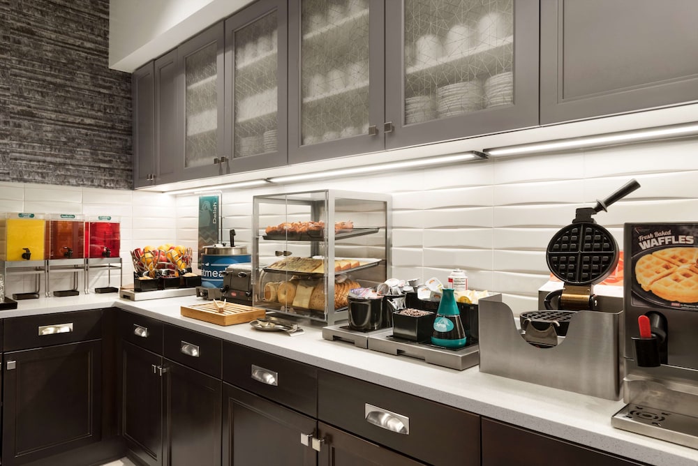 Homewood Suites By Hilton Milwaukee Downtown - photo 28