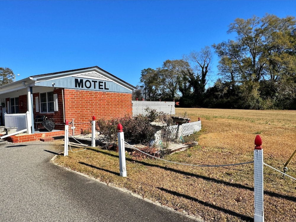 Chesterfield Hotel by OYO Hwy 9 — hotel in Chesterfield