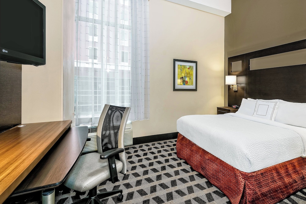 TownePlace Suites by Marriott San Antonio Downtown Riverwalk - photo 11