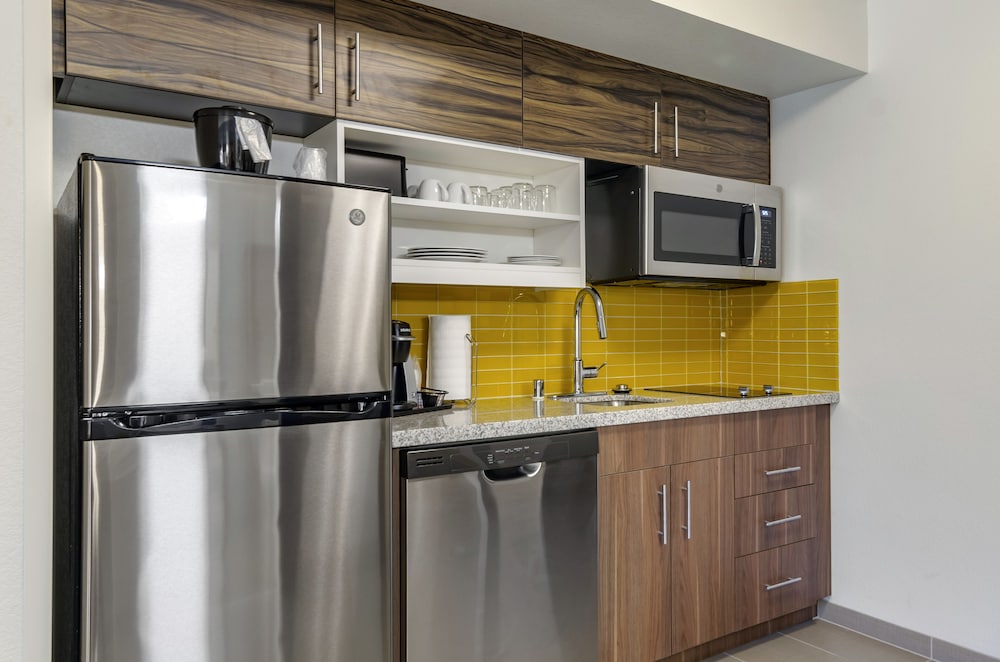 MainStay Suites Great Falls Airport - photo 12