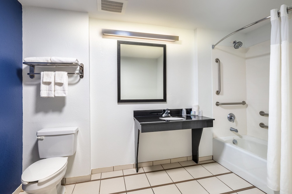Fairfield Inn & Suites Charleston North Ashley Phosphate - photo 17