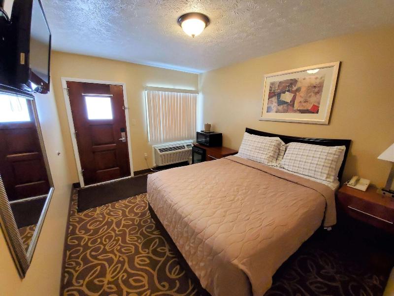 Jefferson Hills Motel - photo 44