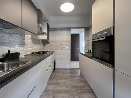 Atlantico Apartment — 4-Star Luxury Hotel in Rome, Italy