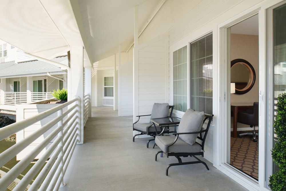 Sheraton Sonoma Wine Country Petaluma - photo 26