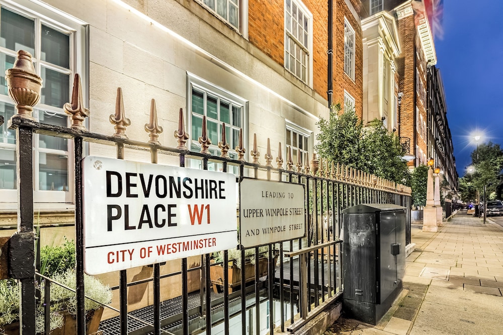 Luxury Two Bedroom Apartment in Marylebone Central London — 5-Star Luxury Hotel in London, United Kingdom