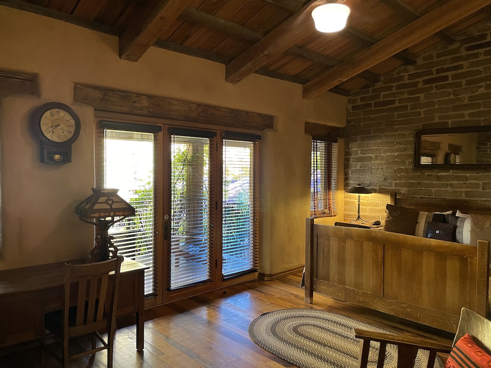 El Portal Sedona Hotel - photo 33