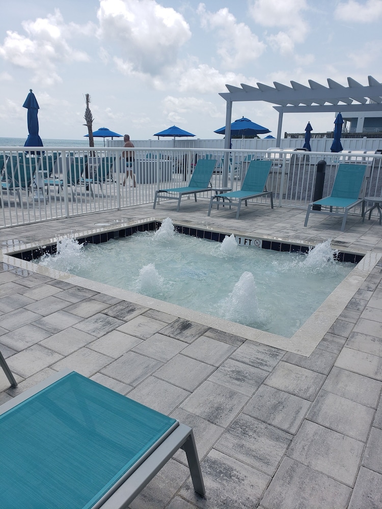 The Maverick Resort - photo 30