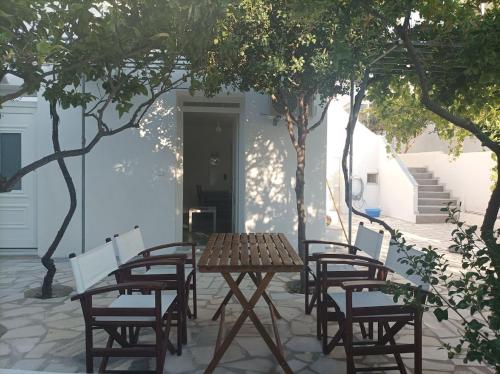 Lemon Tree 1 - carbon neutral hotel in Unknown City