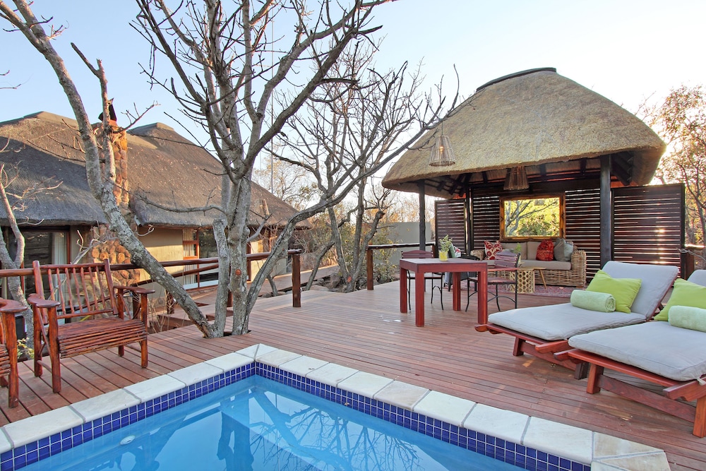 Ndlovu Safari Lodge — 5-Star Luxury Hotel in Thabazimbi, South Africa