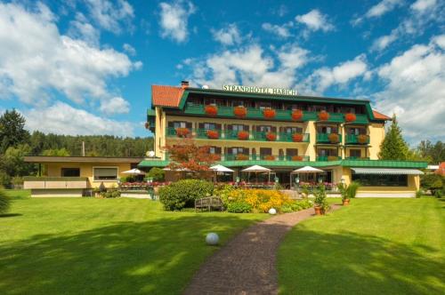 Strandhotel Habich — hotel in Krumpendorf
