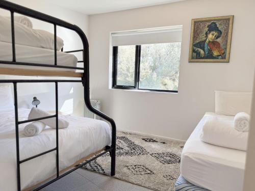 Angala 2 - carbon neutral hotel in Unknown City