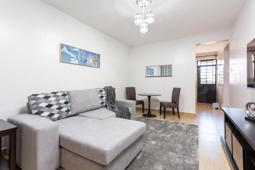 1bedroom Apartment near Aga Khan hospital & Gigiri — 4-Star Luxury Hotel in Nairobi, Kenya