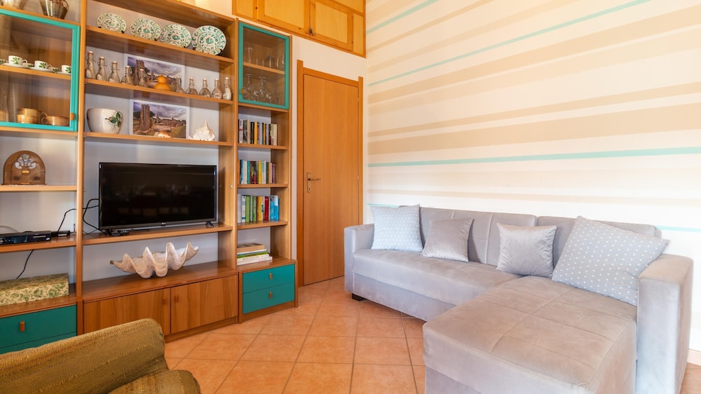 La Casa Delle Rose Serenity Pool — 4-Star Luxury Hotel in Santa Caterina Dello Ionio, Italy