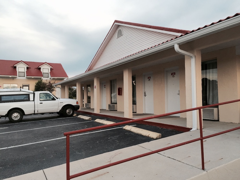 Palms Garden Inn - photo 35