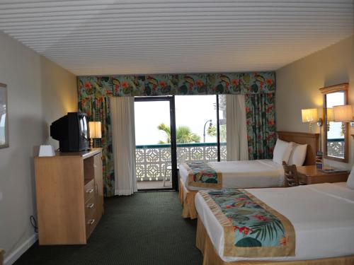 The Diplomat Family Motel - photo 12