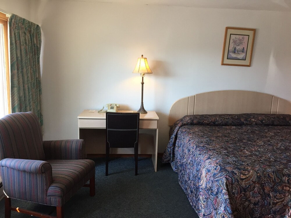 Daniels Motel - photo 4