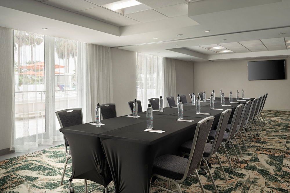 Residence Inn by Marriott Miami Beach Surfside - photo 50