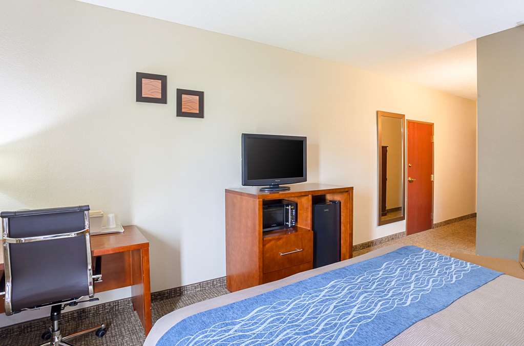 Comfort Inn Lincoln I 80 - photo 10