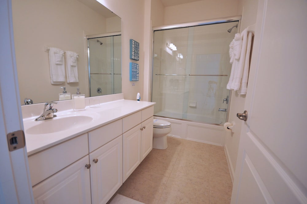 Solterra Resort by VHC Hospitality - photo 31