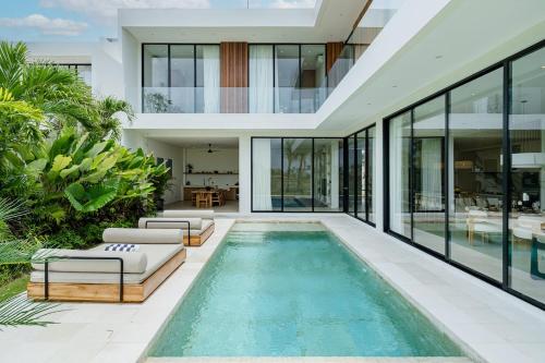 Brandnew 4BR Luxury Estate next to Beach & views in Unknown City, Indonesia