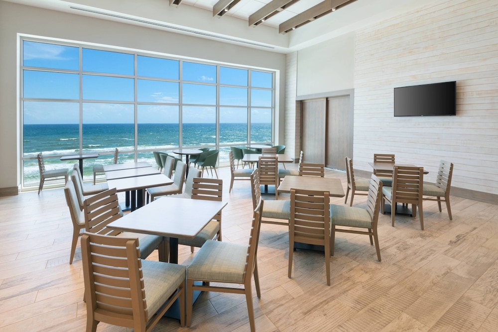 SpringHill Suites by Marriott Panama City Beach Beachfront - photo 41