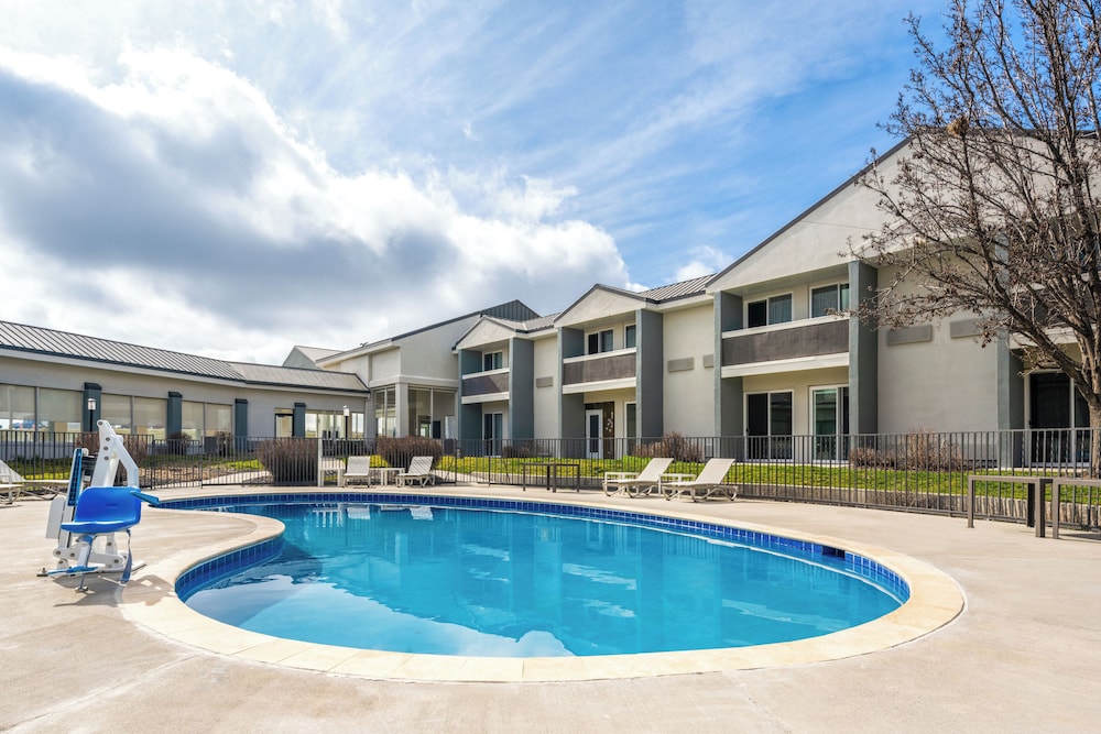 Holiday Inn Ontario by IHG - photo 26