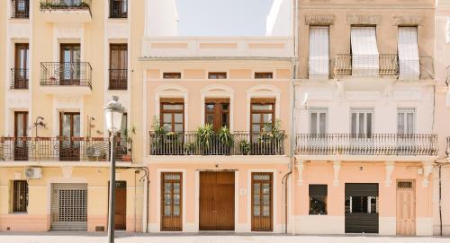 Barracart Apartments — 4-Star Luxury Hotel in Valencia, Spain