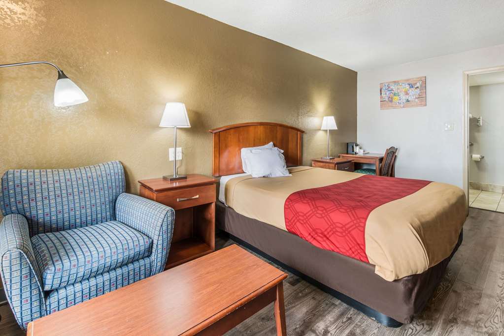 Econo Lodge Salisbury South - photo 25