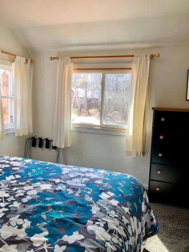 Petersons Cottages — hotel in Ontonagon