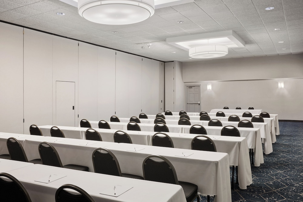 Hilton Garden Inn Champaign Urbana - photo 28