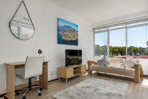 Morokani 303 — 4-Star Luxury Hotel in Cape Town, South Africa