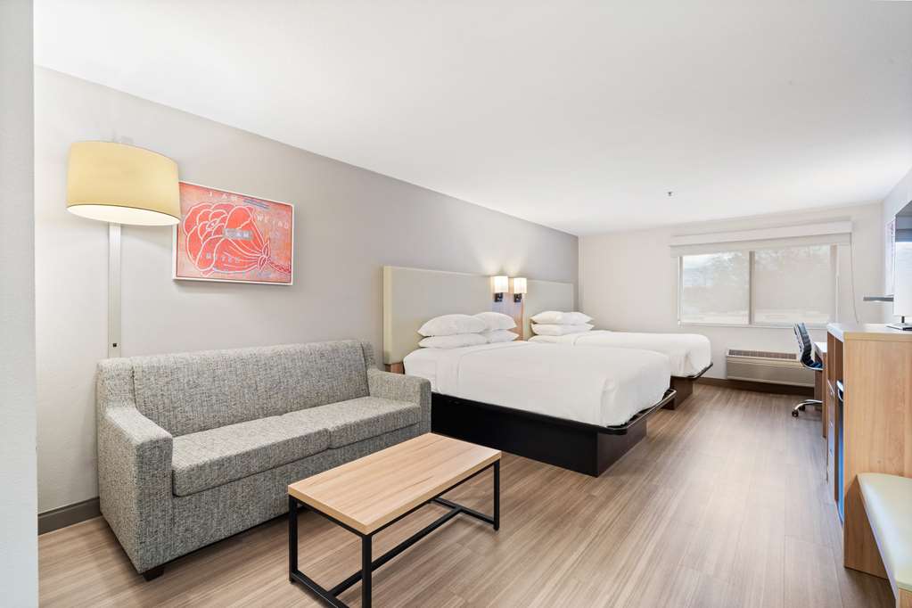 Best Western Lake Oswego Portland Hotel & Suites - photo 16