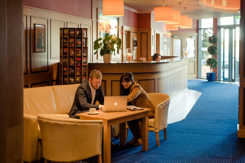 Rochestown Lodge Hotel