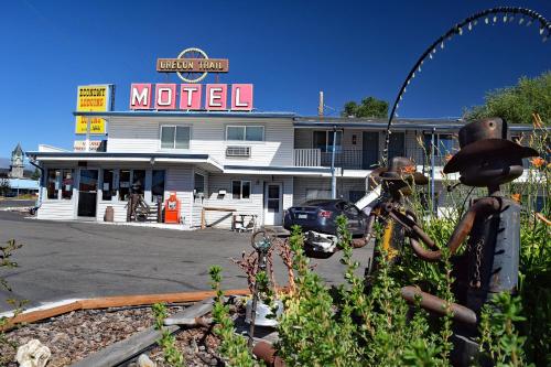 Oregon Trail Motel and Restaurant - photo 10