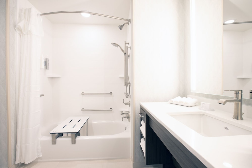 Home2 Suites by Hilton Leesburg - photo 24
